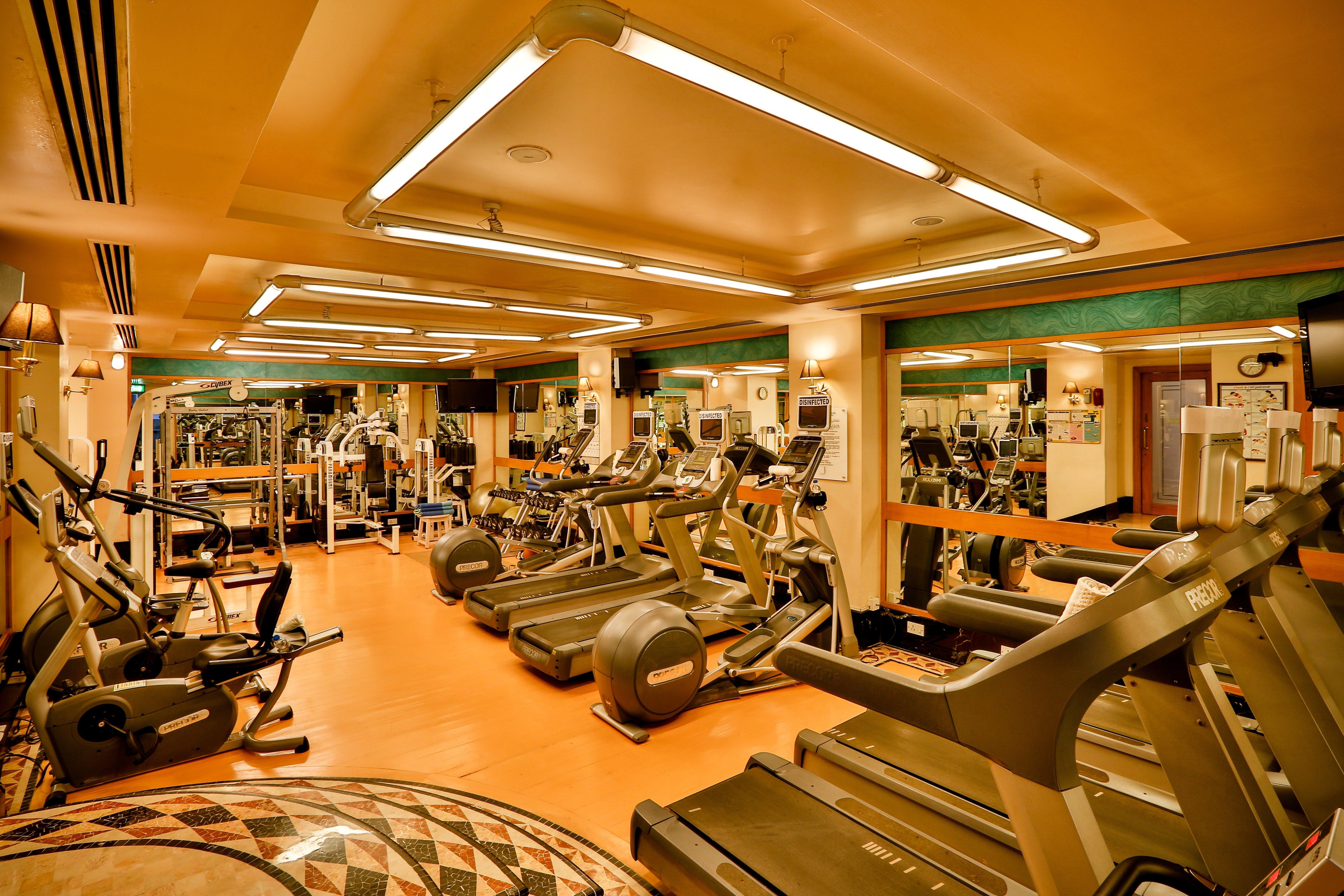Crowne Plaza Chennai Adyar Park, An Ihg Hotel Екстериор снимка The Fitness Centre