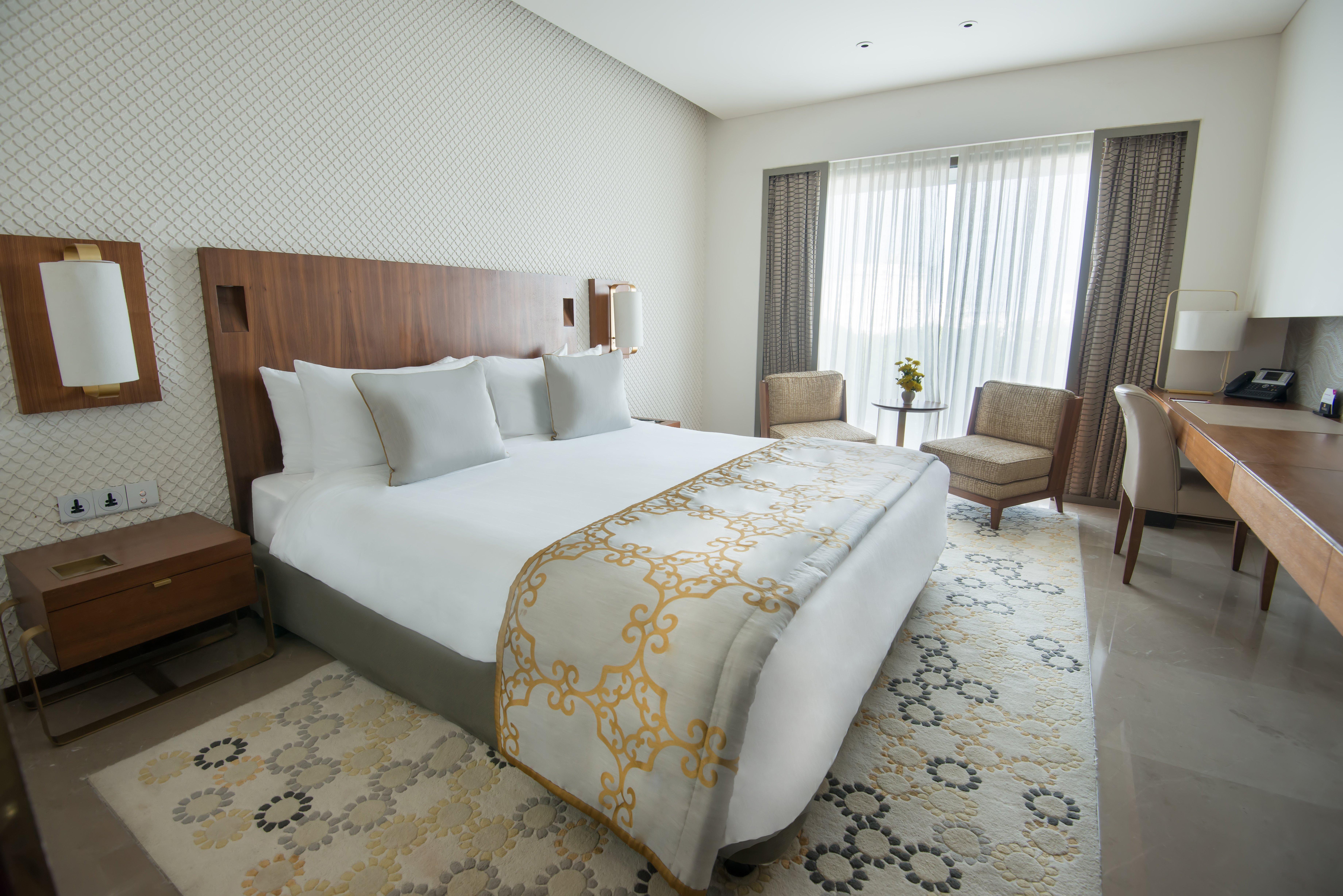 Crowne Plaza Chennai Adyar Park, An Ihg Hotel Екстериор снимка Deluxe Room