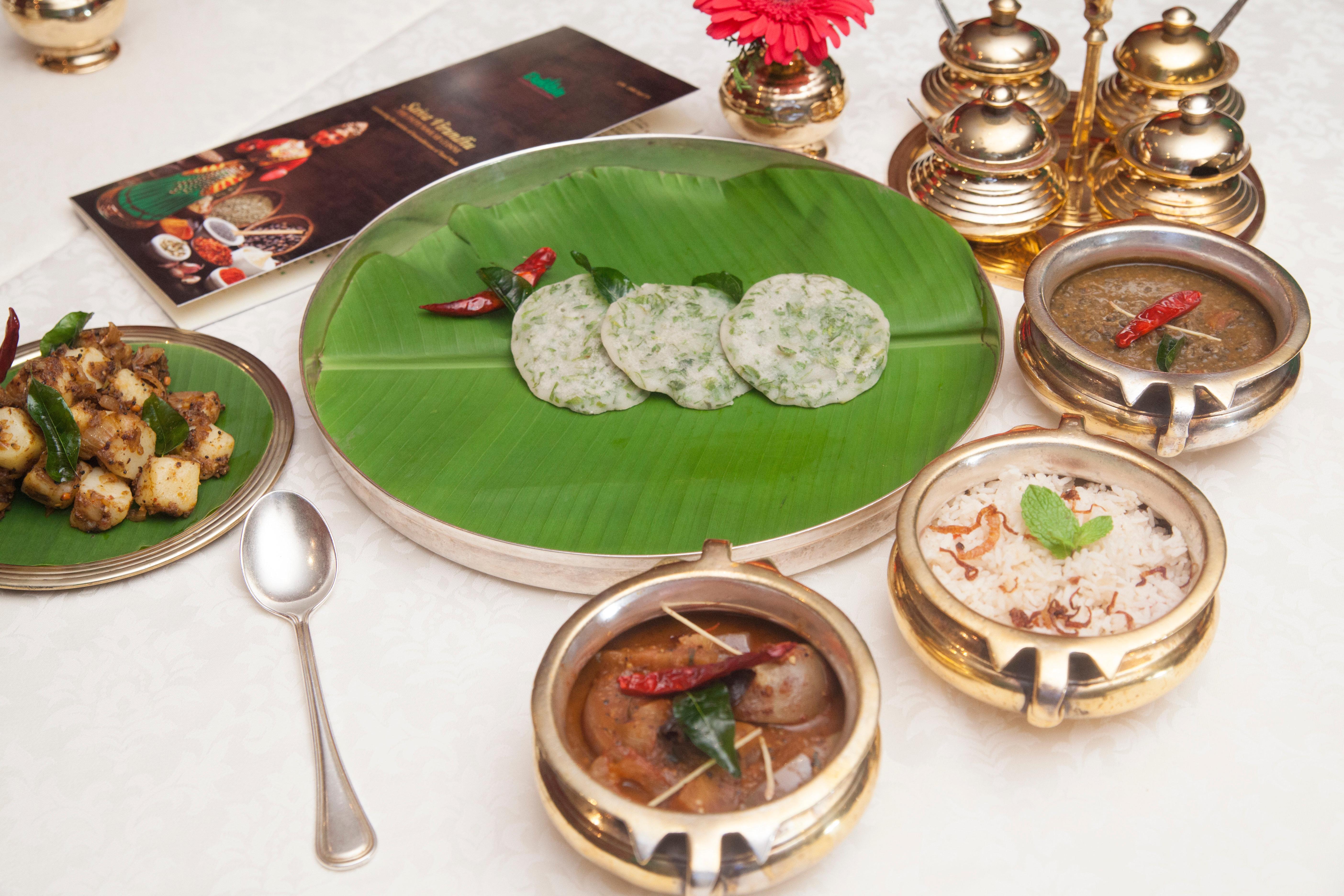 Crowne Plaza Chennai Adyar Park, An Ihg Hotel Екстериор снимка A typical vegetarian meal at a hotel in India